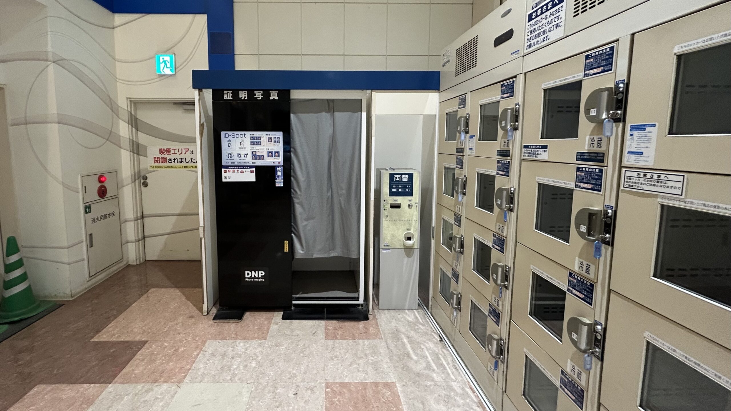 mori館1階 P1出入口付近のエレベータ前