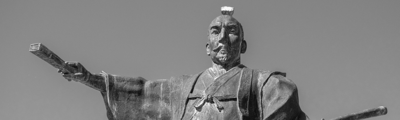 武士はもともと髪を剃っていた
