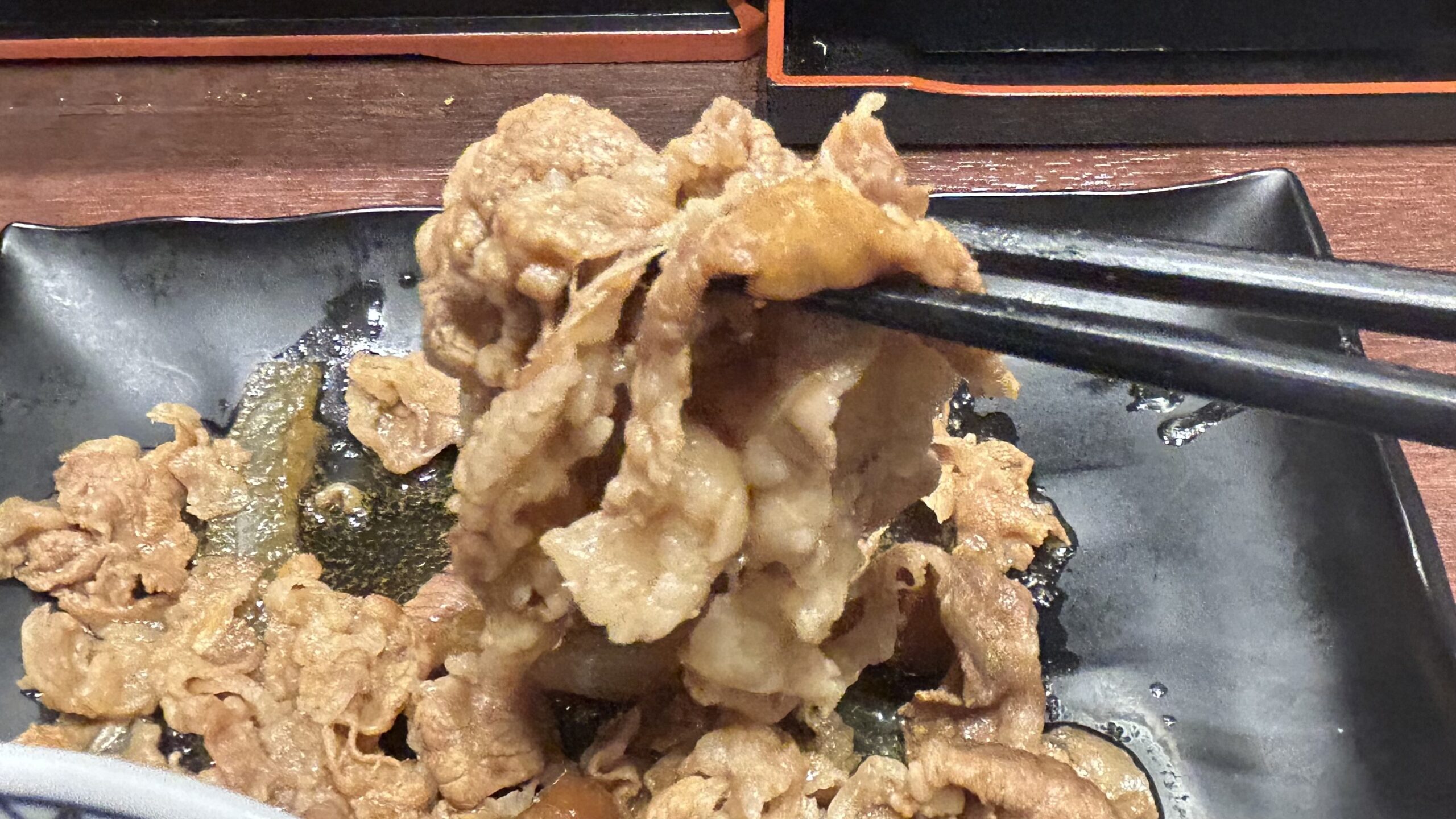 牛・とろろ・オクラの三段活用で止まらなくなる