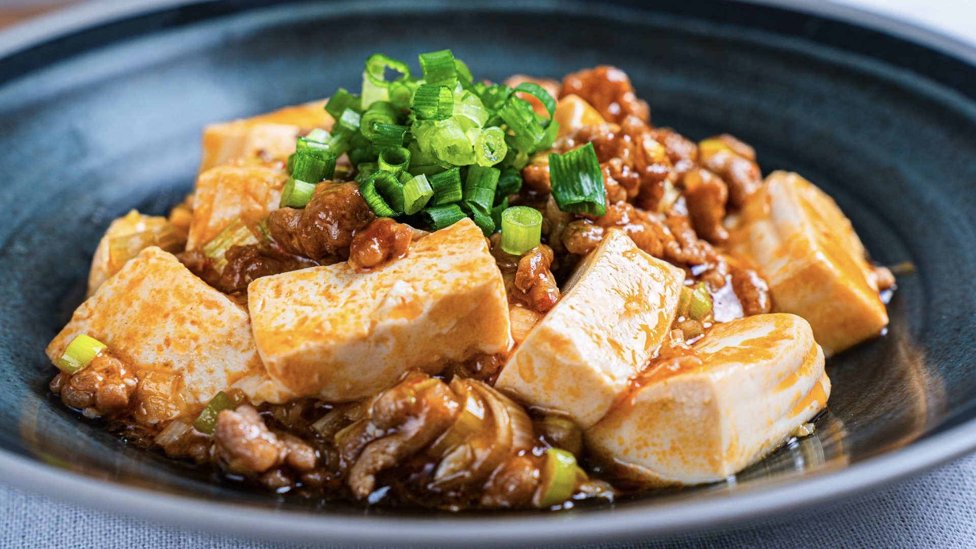 牛の脂と豚の脂、豆腐とのなじみやすさの違い