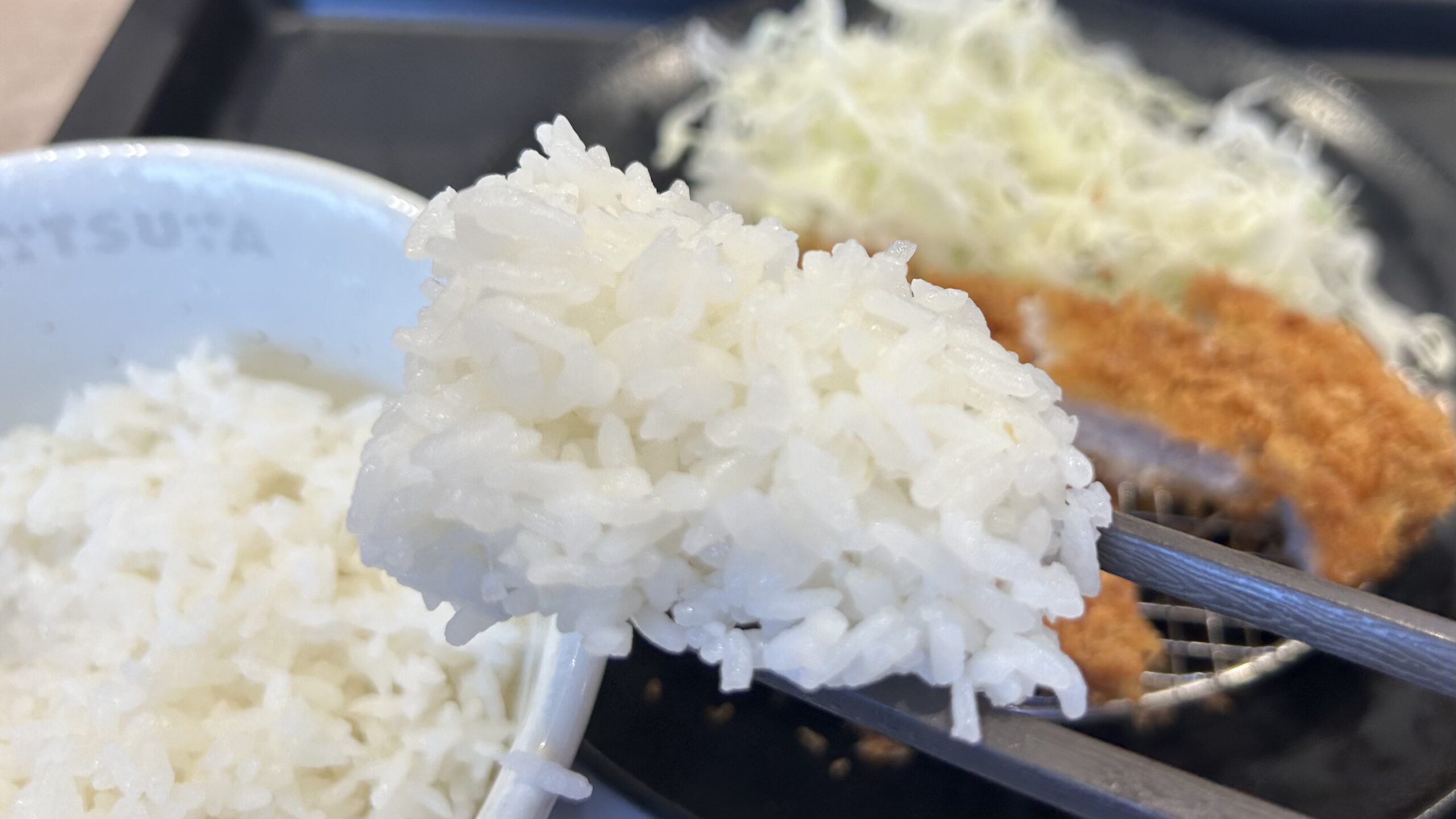 おかわり対応は店舗ごとに異なる