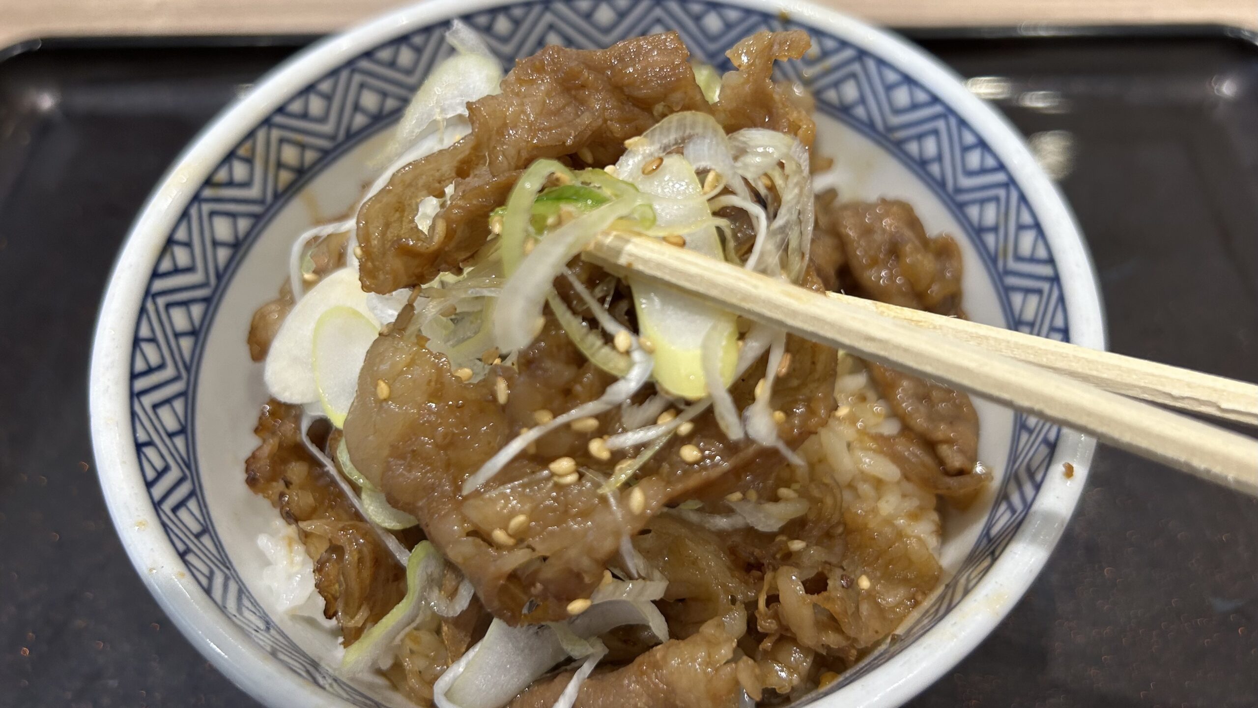 見た目と香りの時点で印象が大きく変わる