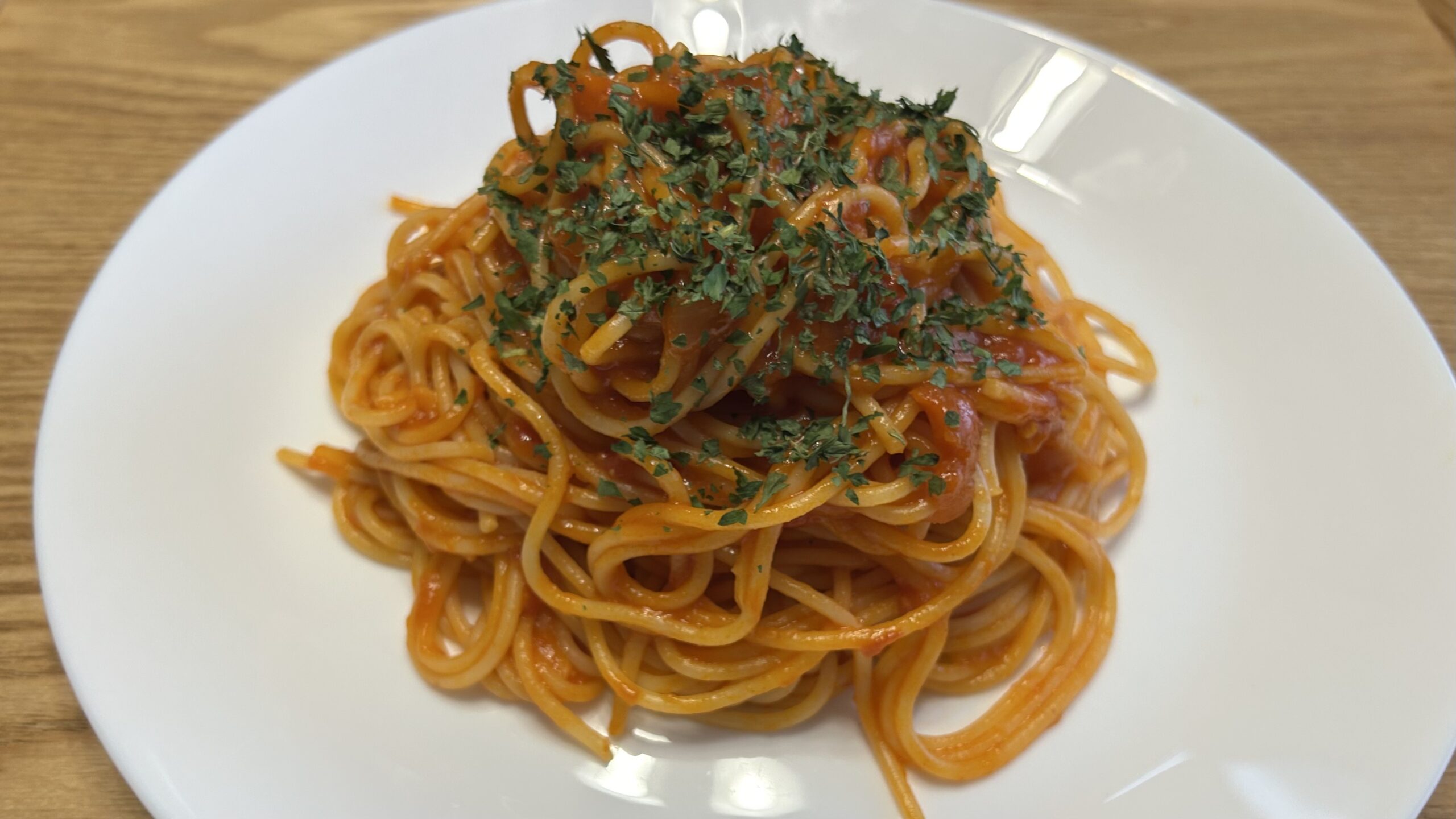 アラビアータは酸味が強めで普通