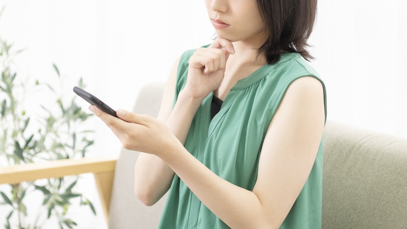 彼氏が拗ねたときのLINE(ライン)対応：段階別に例文でわかる仲直りのコツ