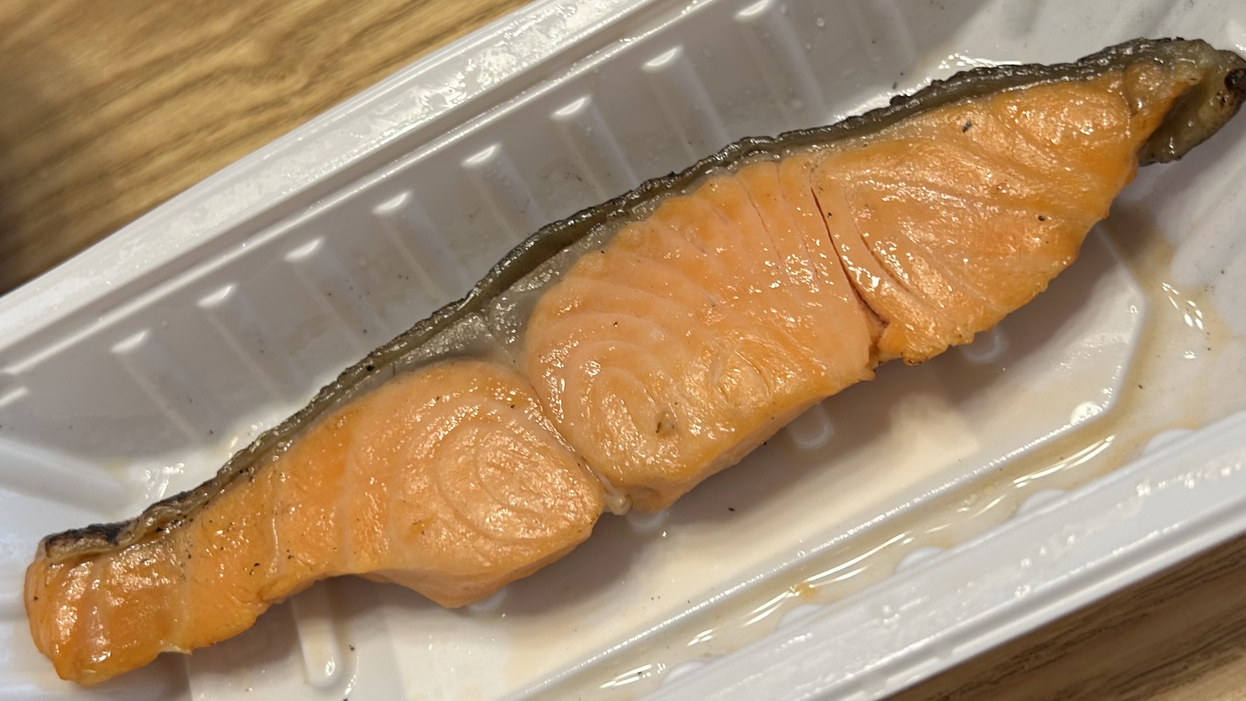 コンビニの魚は体に悪いのか：賞味期限や食感から見えた実態と安全性