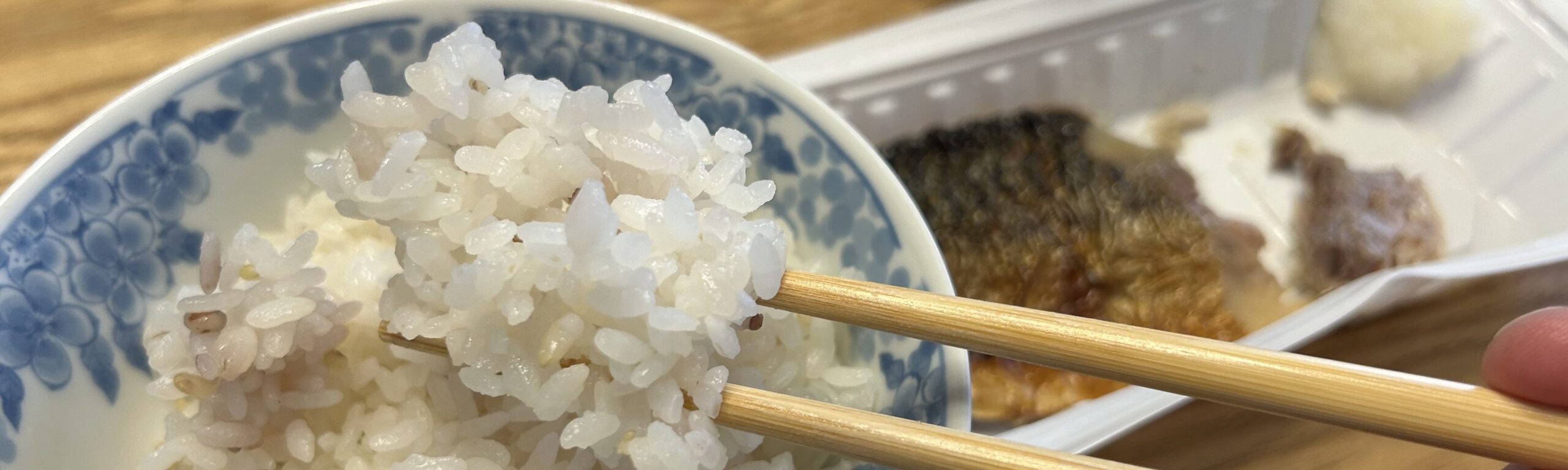 ふわふわ食感や見た目の違和感が生む不信感