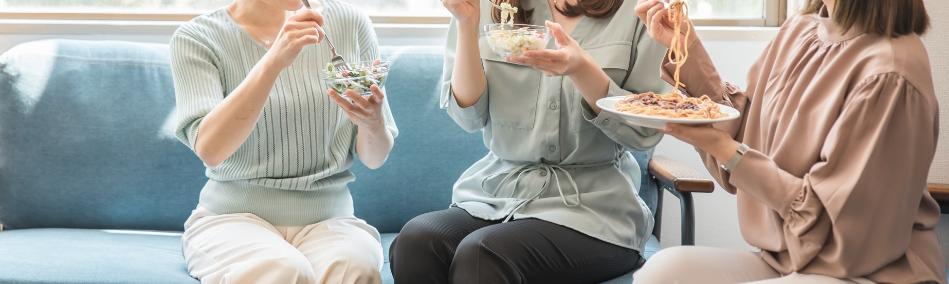 女性OLが噂話をする会話例文