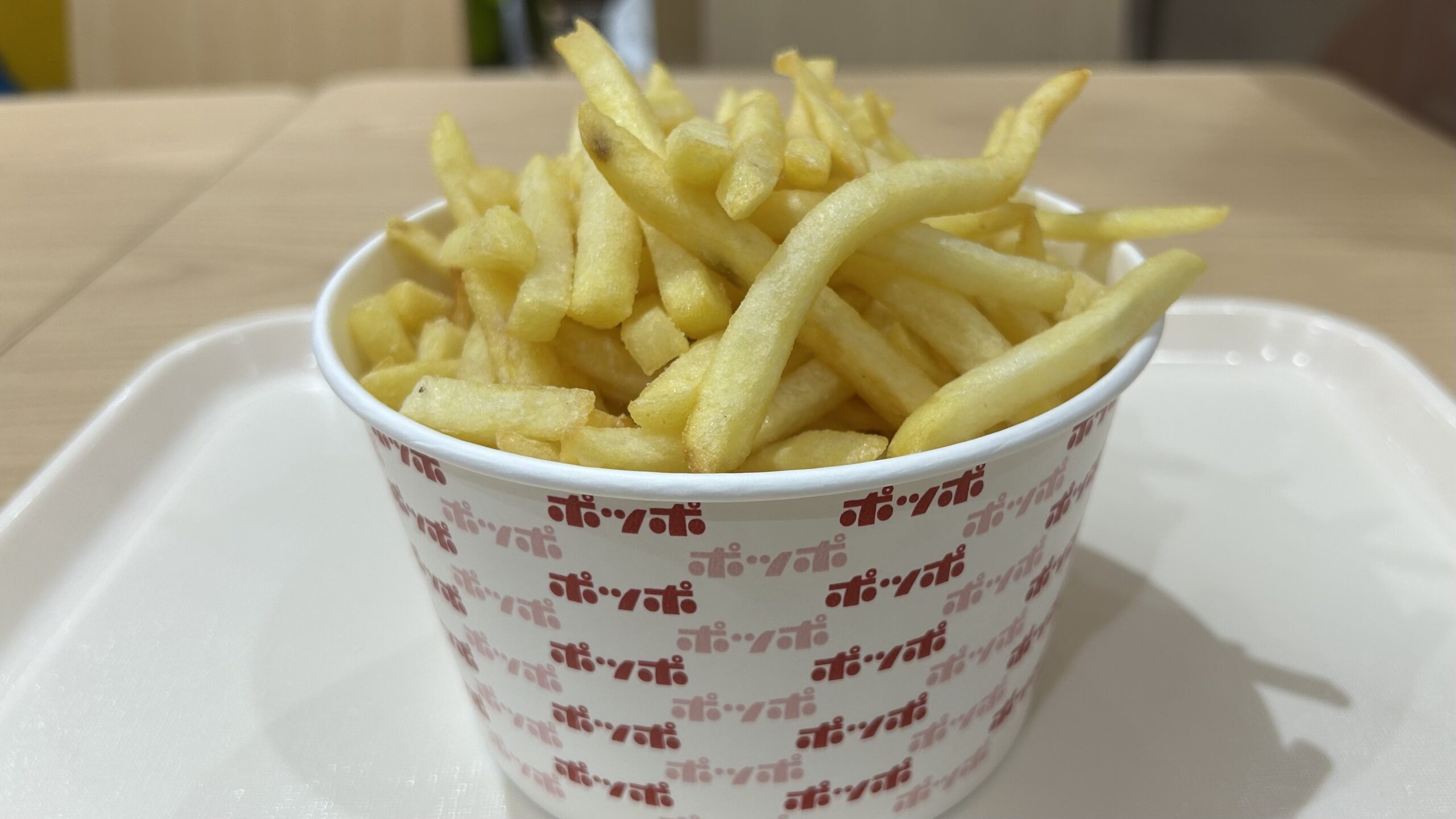 ポッポの「閉店なぜ？」に答える：ポテトの入れ物が映す変わらない魅力とは