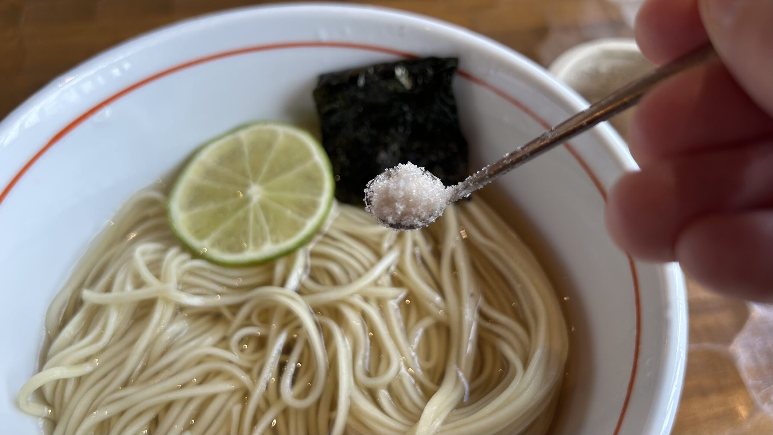 昆布水と塩で味わう爽快感