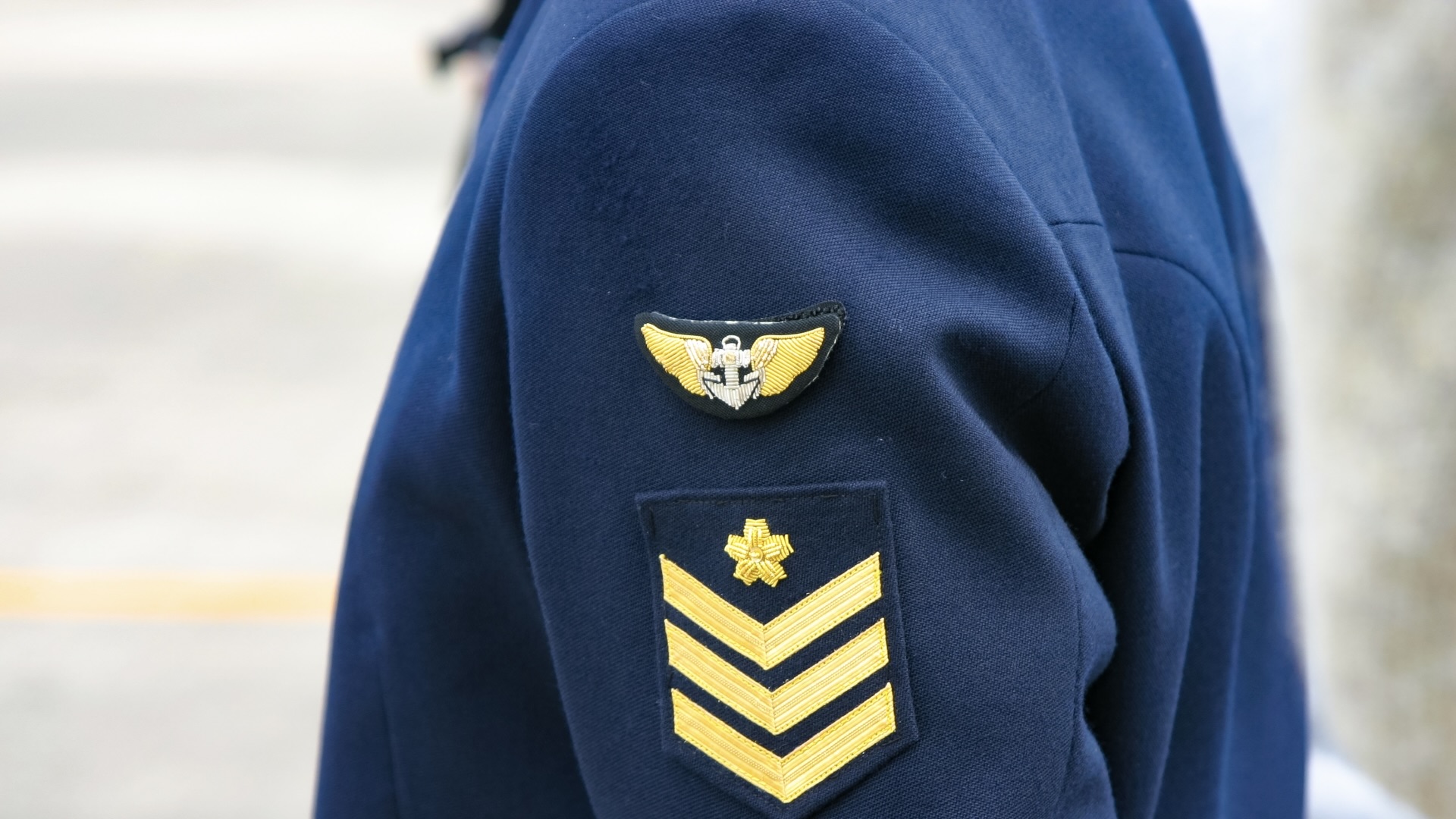 かわいい自衛隊女子が彼女だったら?:強さと優しさのギャップについて考えてみる