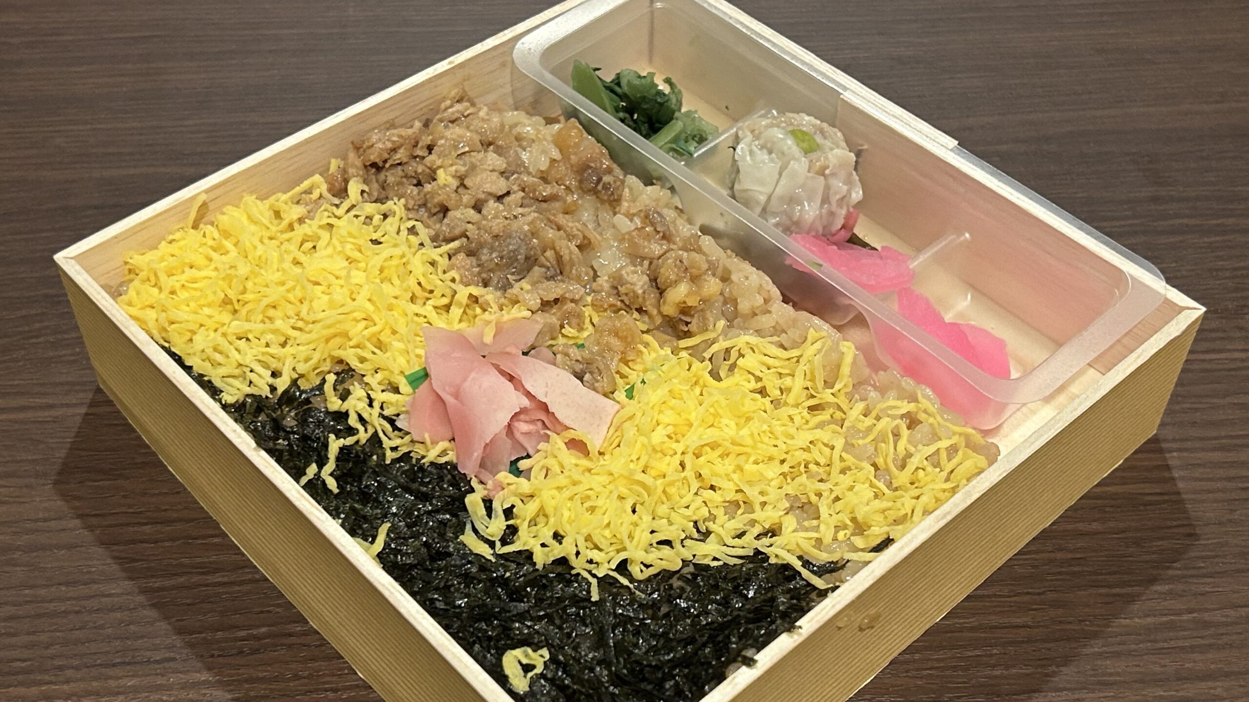 かしわめし：スイートポテトモンブランのほっこりカラー