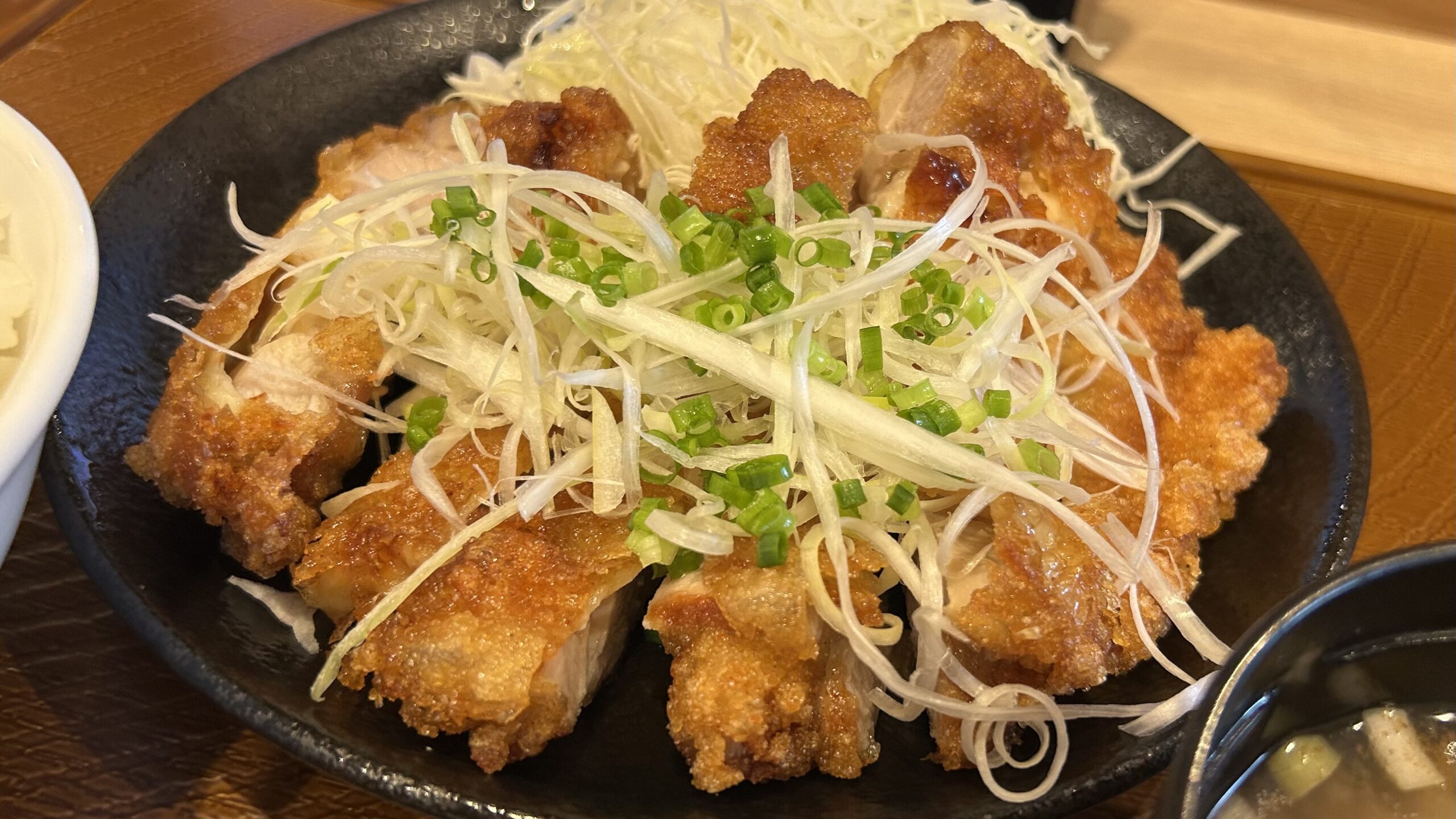 揚げているのになぜ「焼き」なのか?