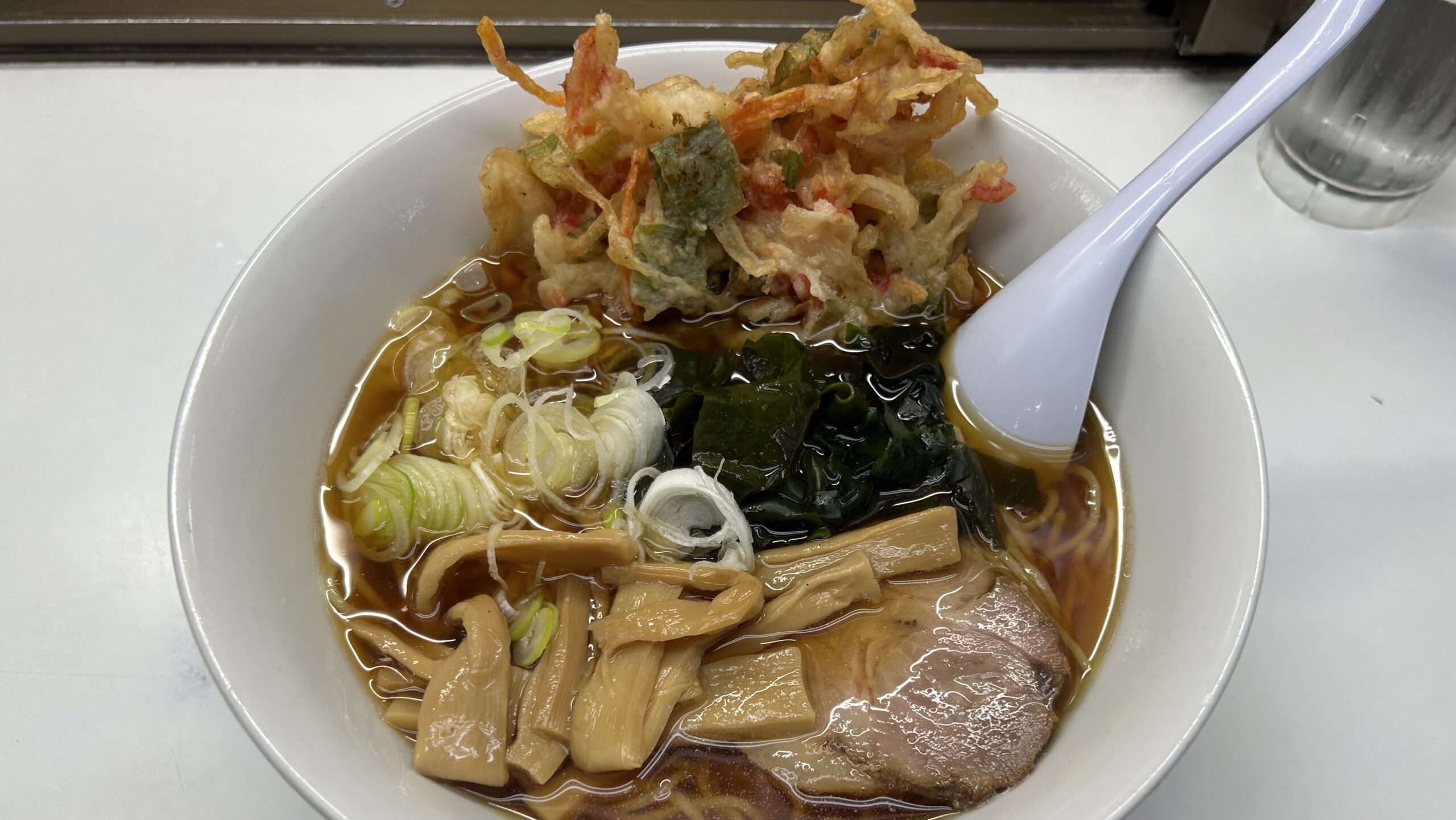 春日部：東武鉄道が生んだ立ち食いの公式モデル