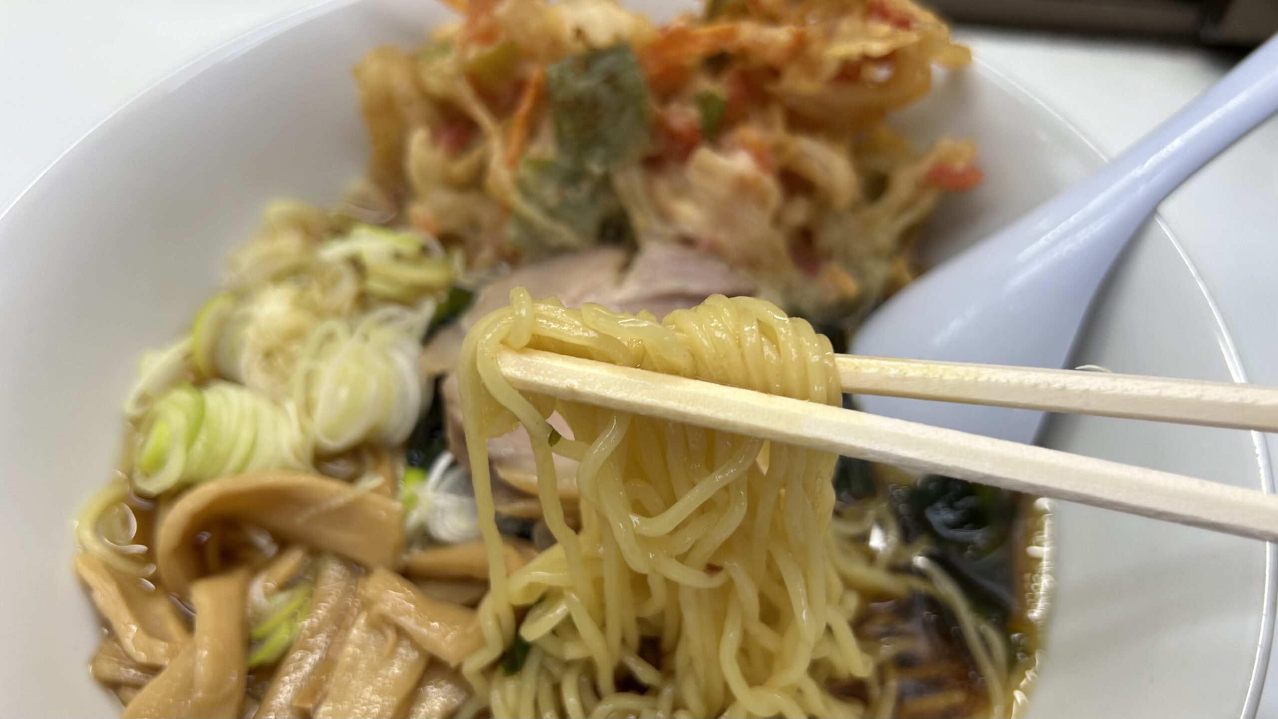 春日部：東武鉄道が生んだ立ち食いの公式モデル