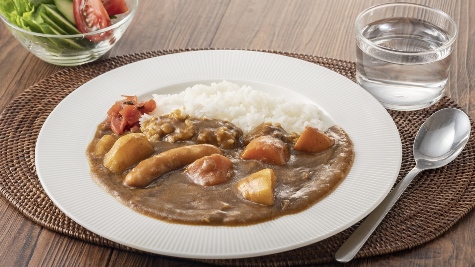 カレーが食べたい時 足りない栄養とは？：欲求のサインをゆるく読み解く