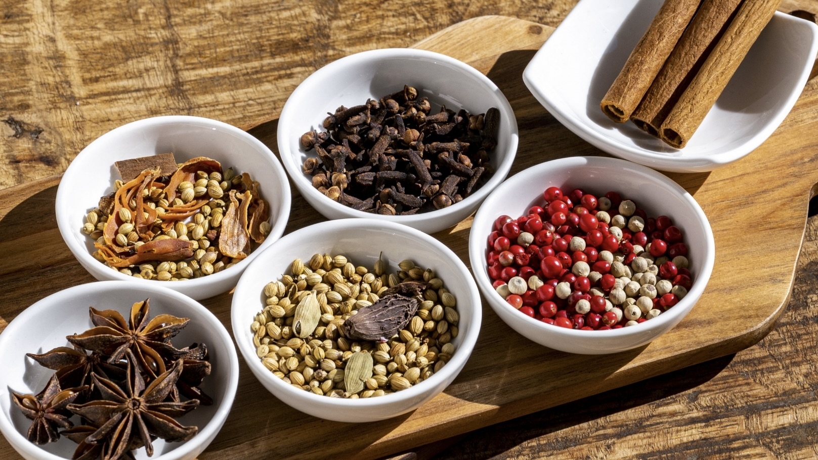 どうして急にカレーが食べたくなるの?