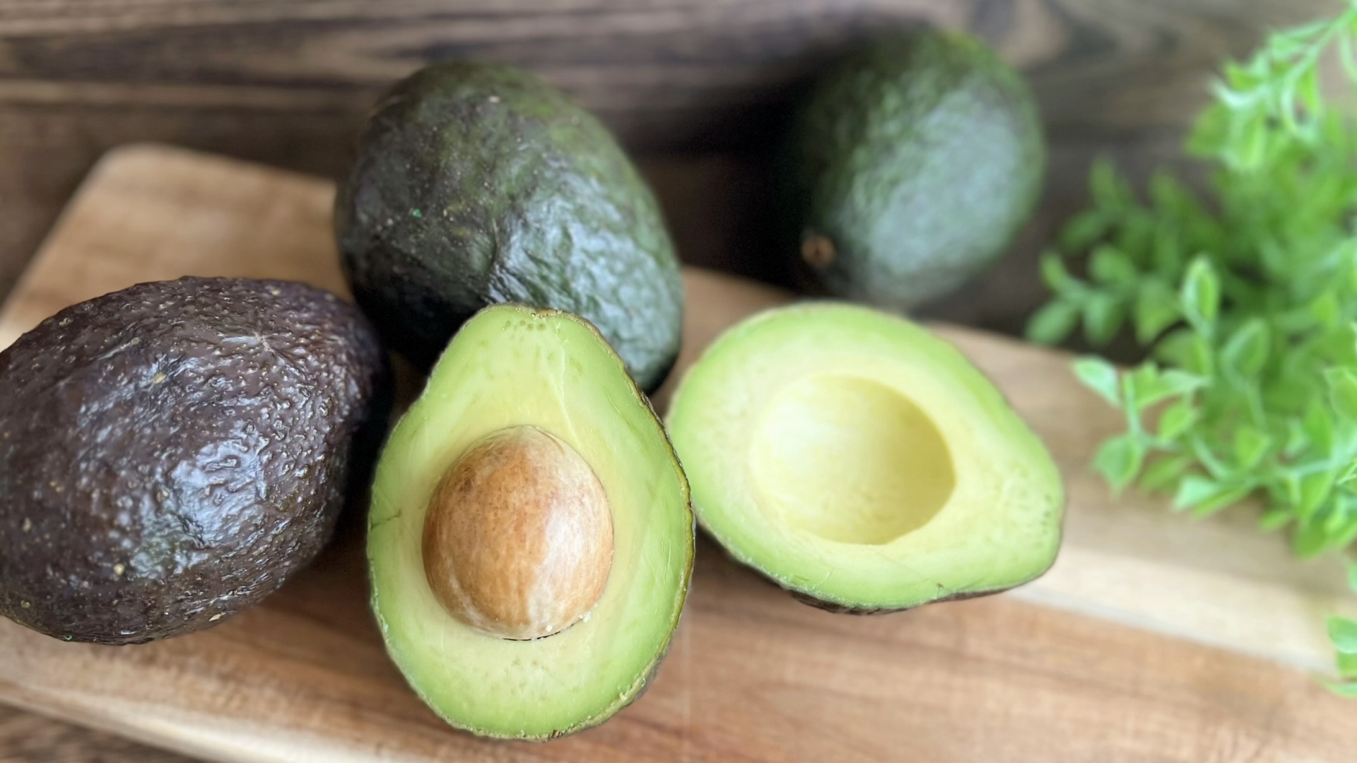 アボカドや枝豆が思い浮かぶ