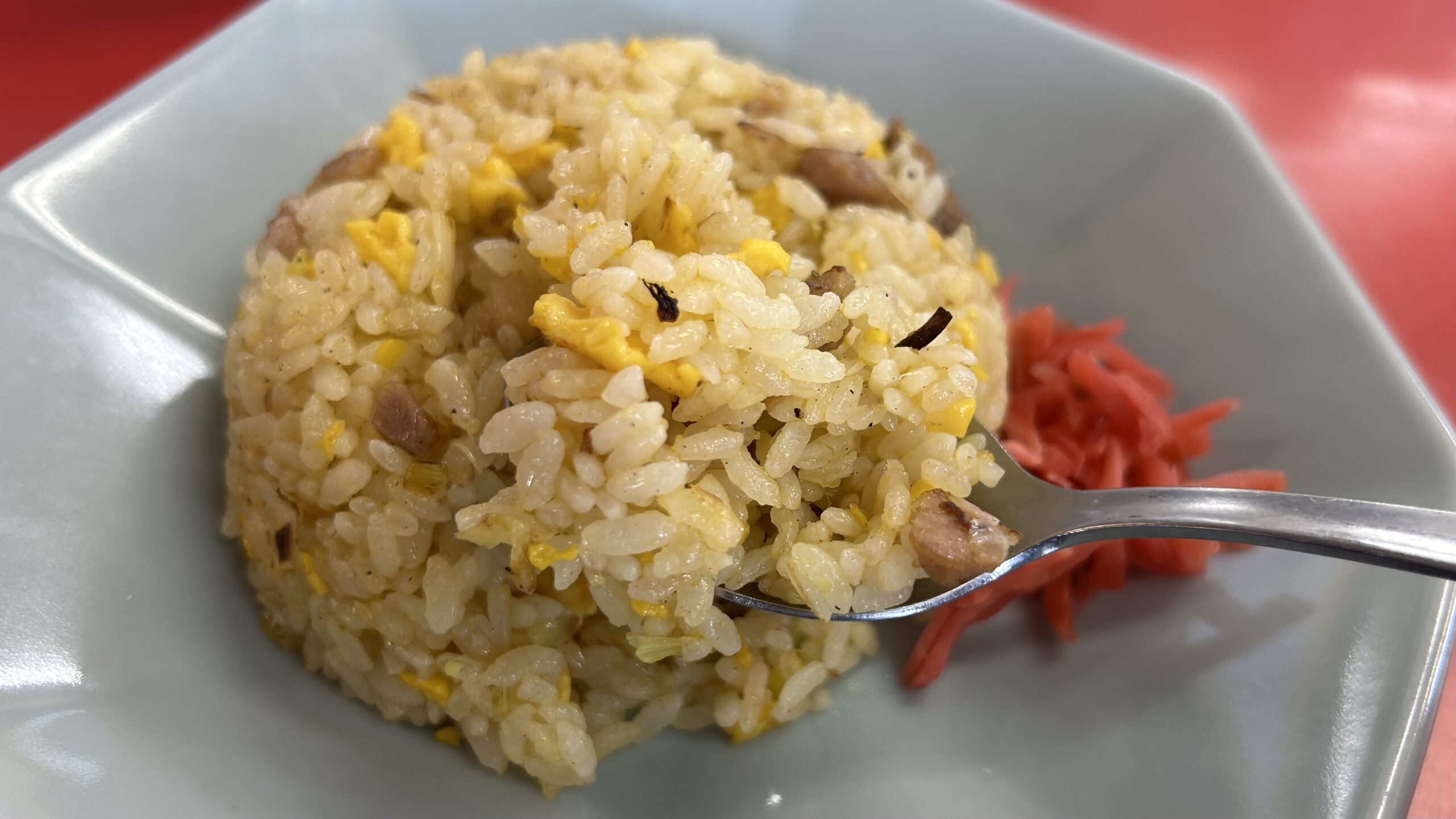 山岡家のチャーハンを「微妙」と感じる理由