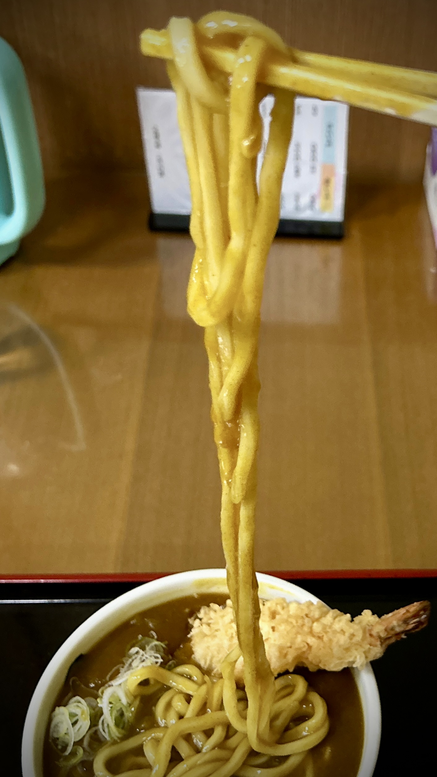 知っておくべきこと:跳ね・辛さ・量への覚悟