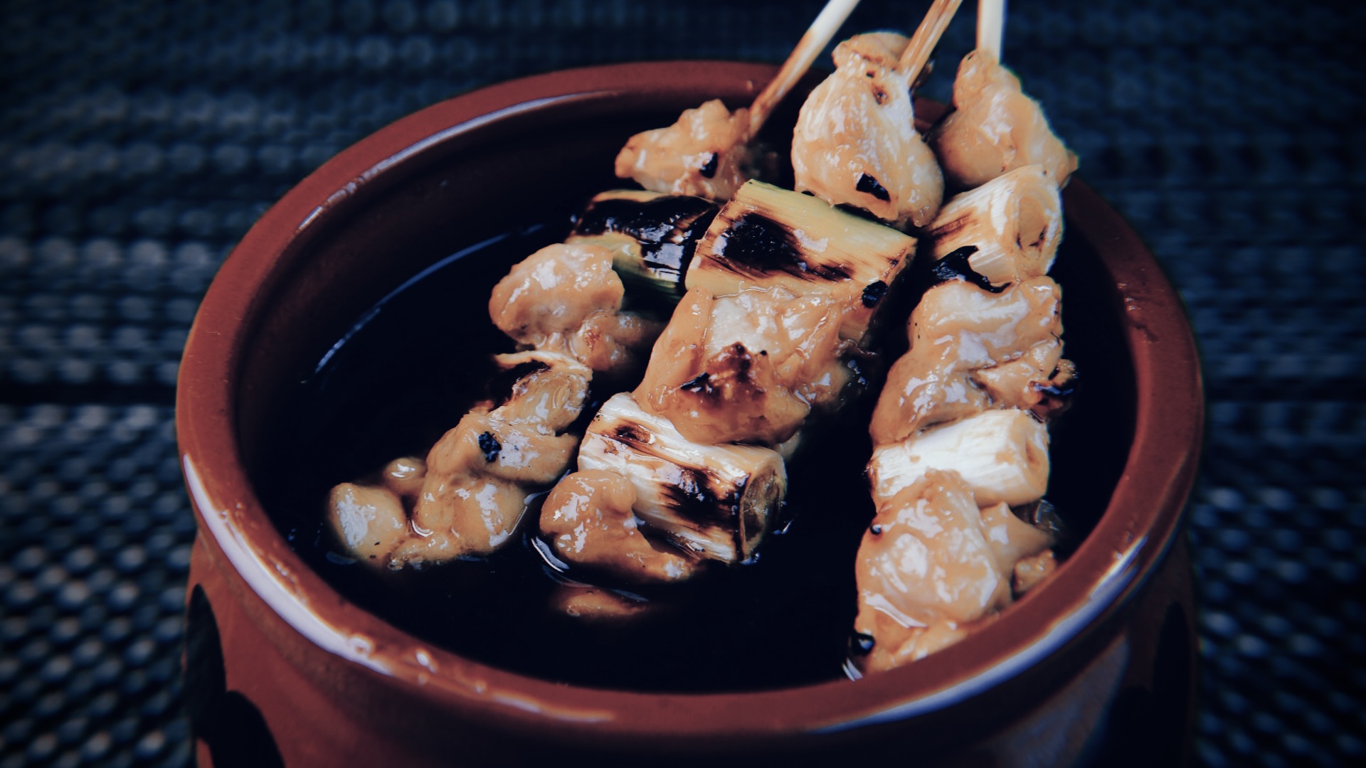 老舗が継ぎ足しタレを使える理由は?