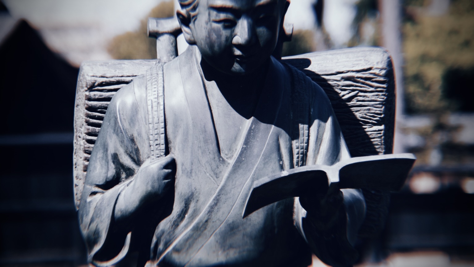 二宮金次郎像はなぜ見かけなくなったのか？：昔の当たり前が小学校から消えた理由