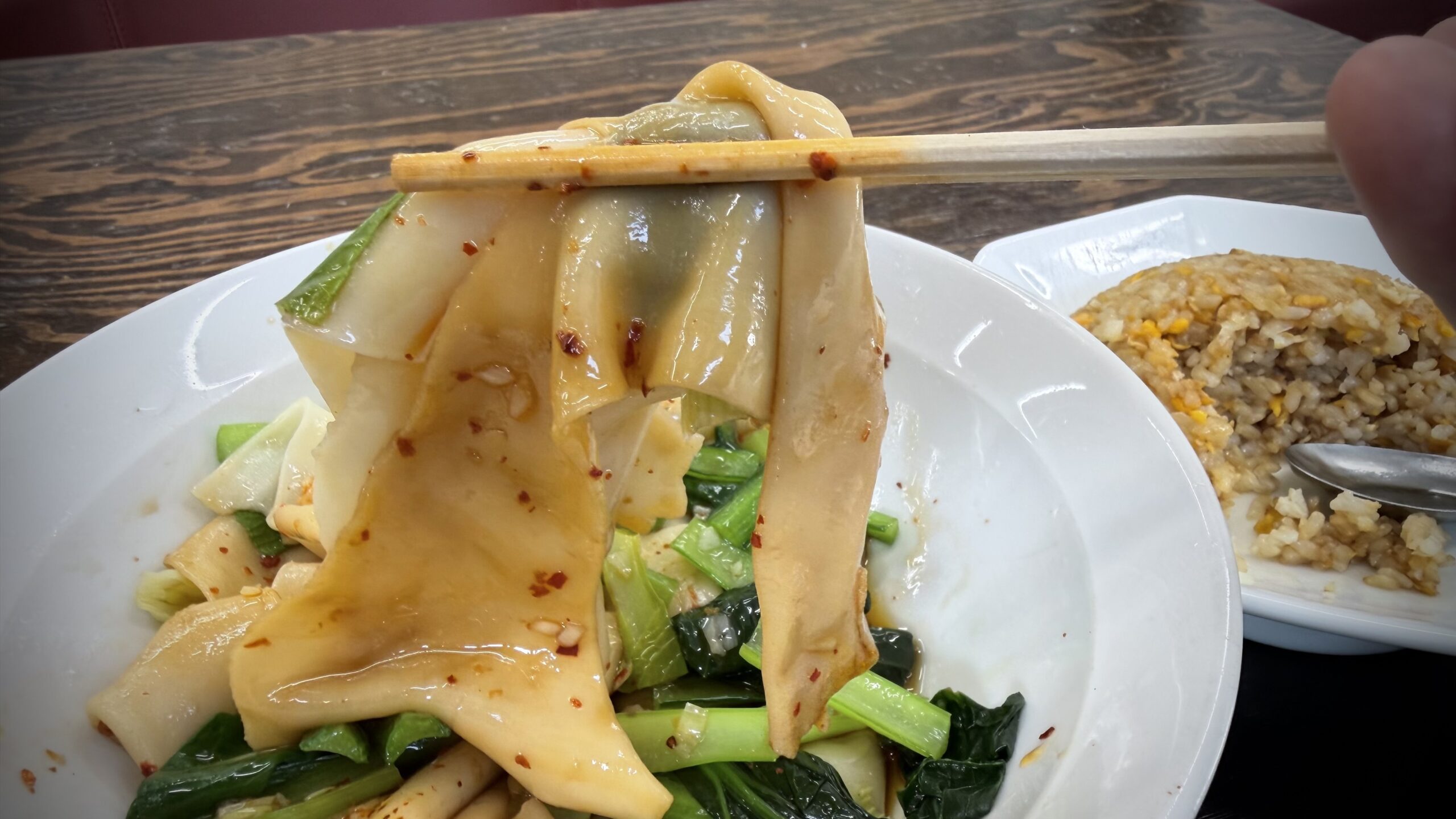 ドライなチャーハンが名脇役になる理由