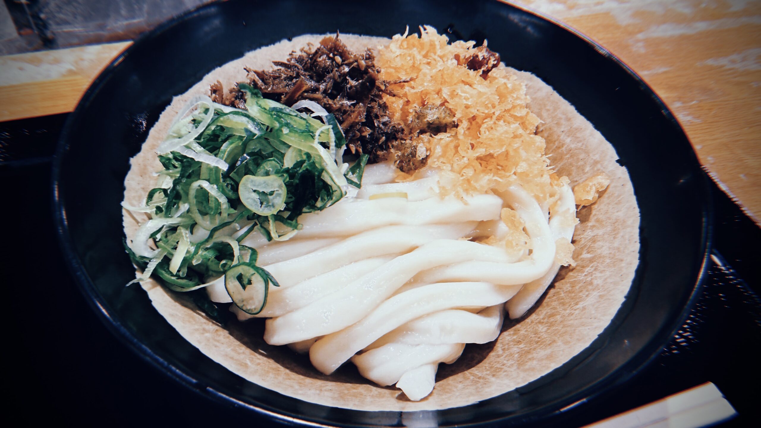 いぶきうどんの「醤油うどん」実食レビュー：コスパと味を極めた「最強のうどん」