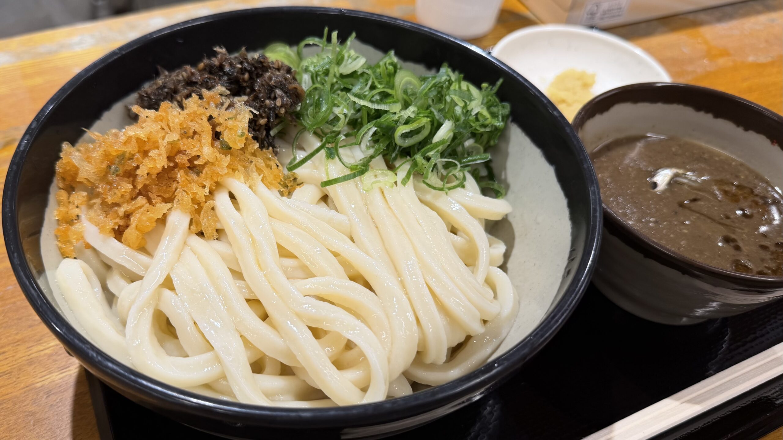 「つけ汁うどん(2玉)」という裏ワザもある