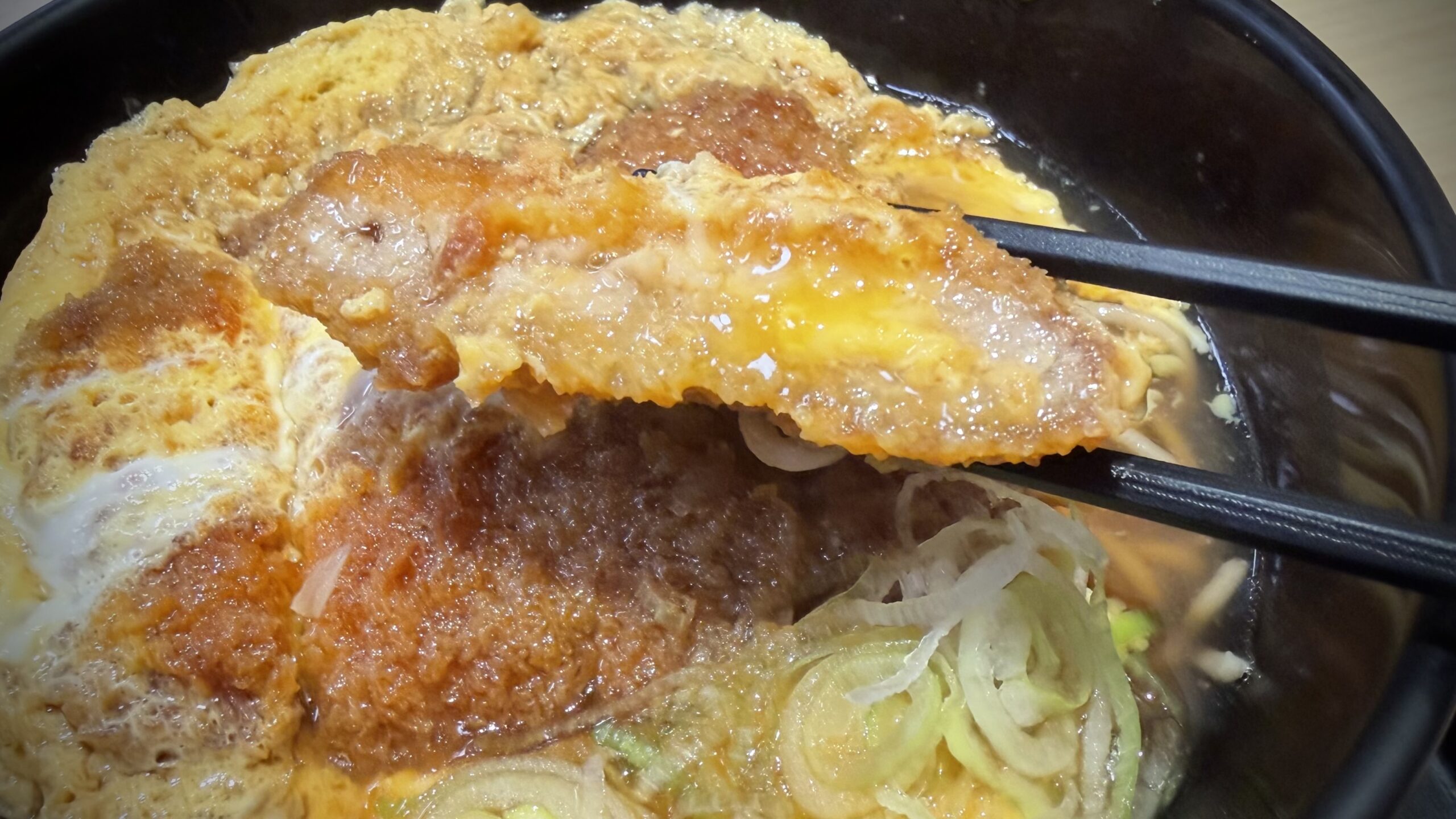 蕎麦屋が「カツとじそば」を出さない理由