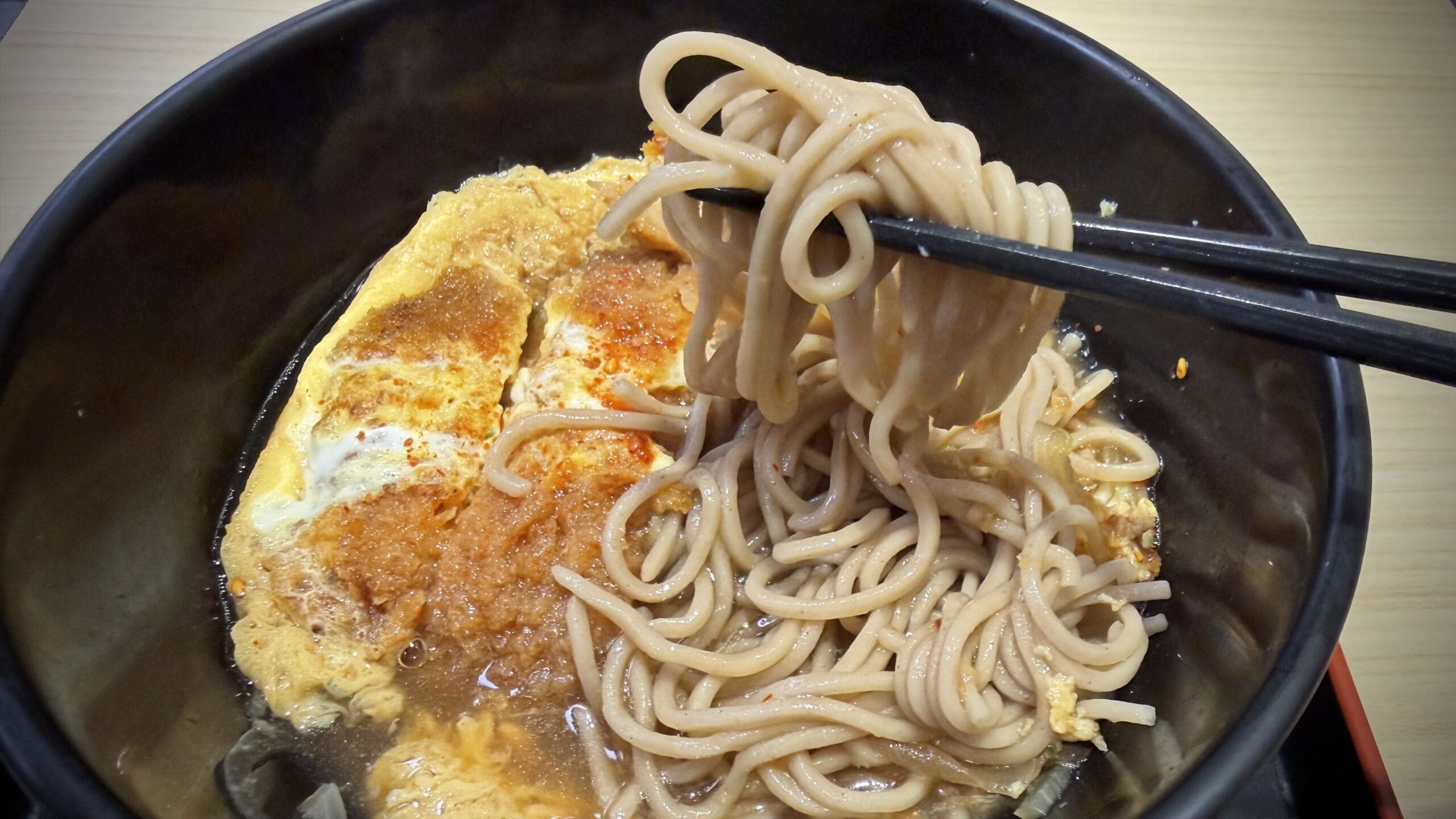 蕎麦屋が「カツとじそば」を出さない理由