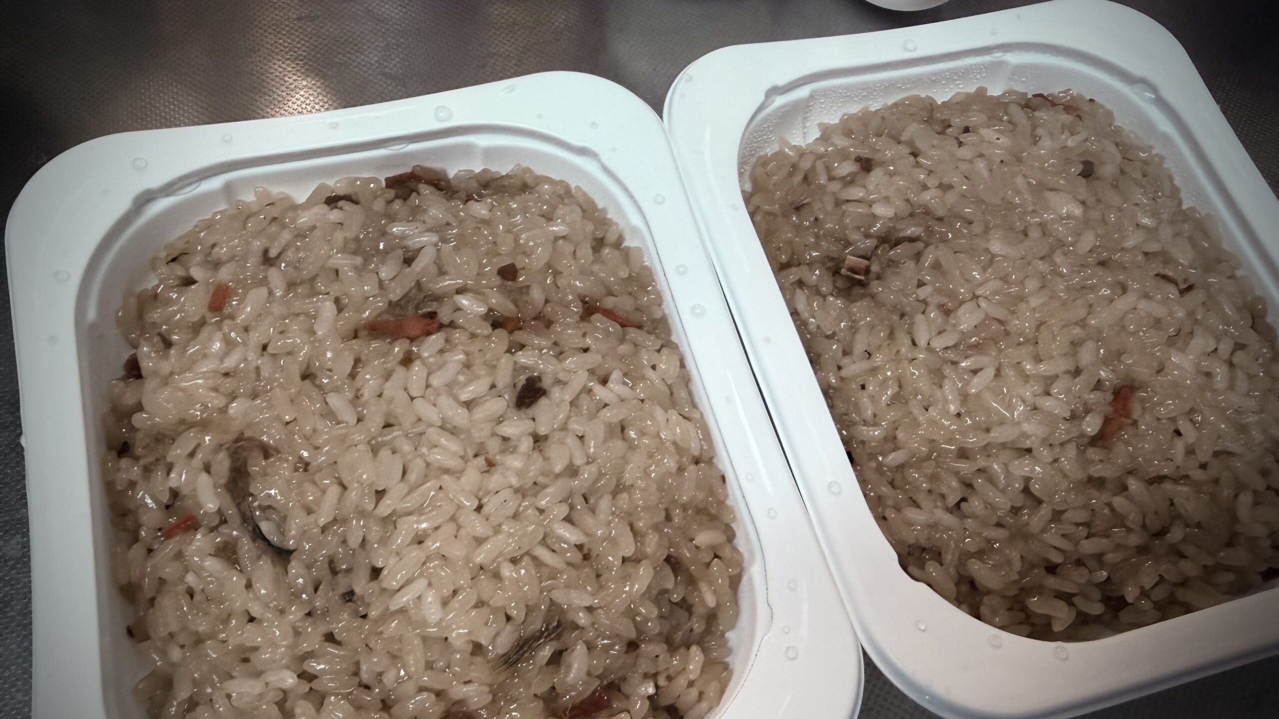 鶏ごぼうおこわで作るモチモチ炒飯