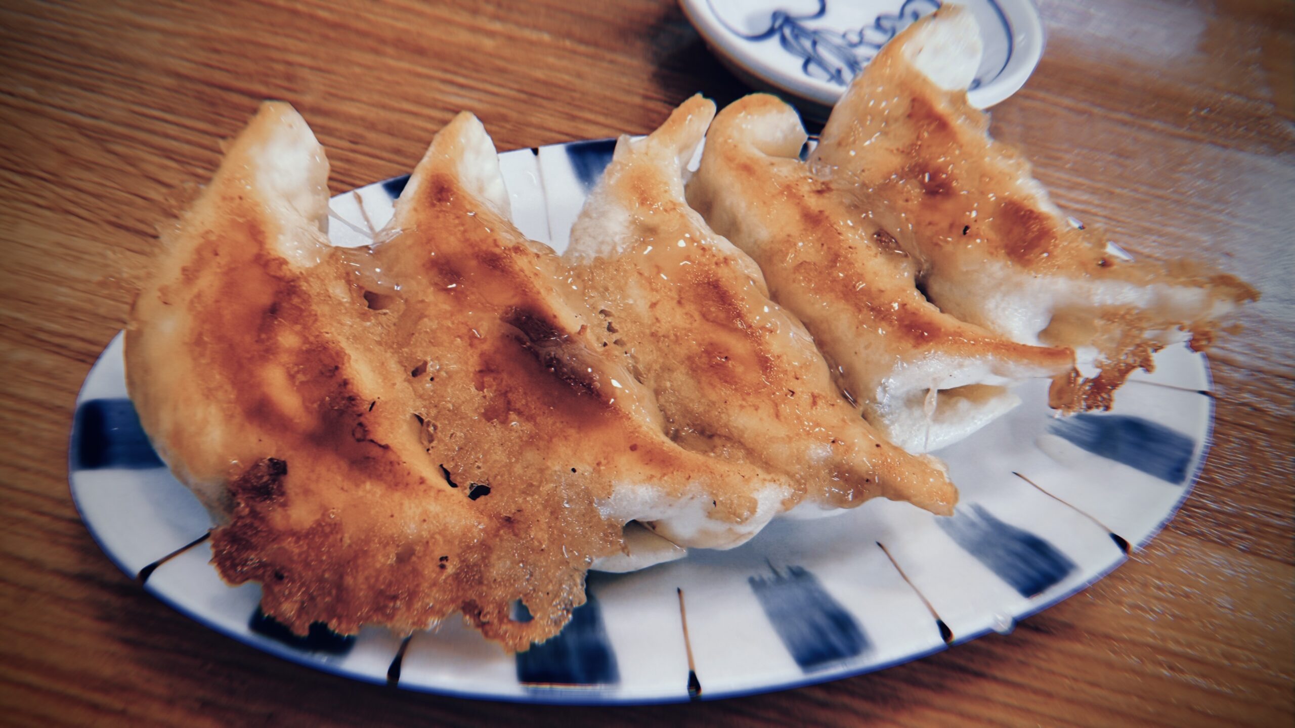 浮間舟渡・上海厨房を実食レビュー：高架下で見つけたガチ中華の「感動的な餃子」