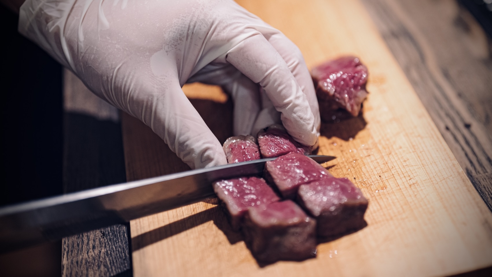 焼肉が高いと言われる一般的な理由