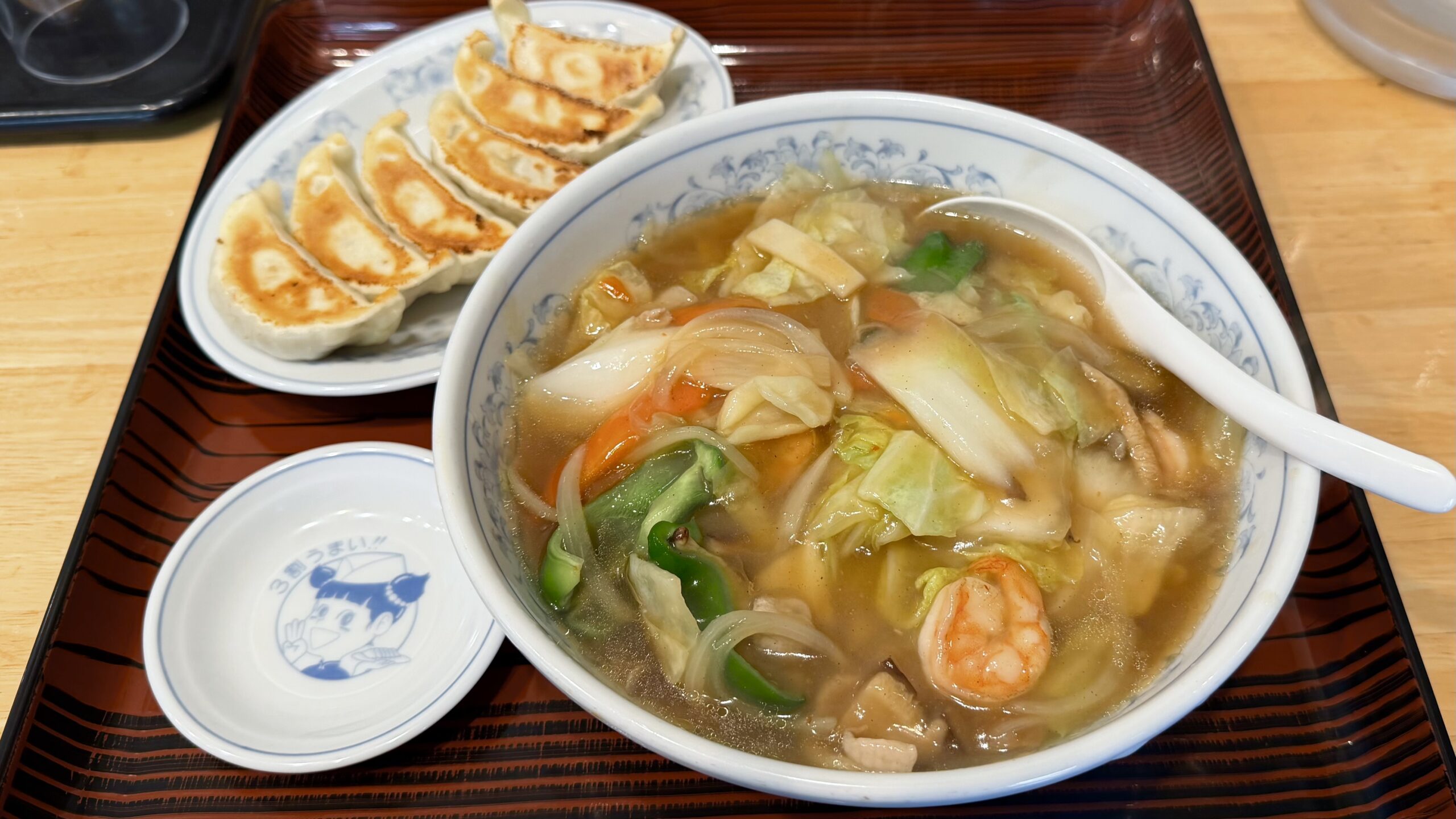 餃子の満州の「うまにラーメン」はどうだったか