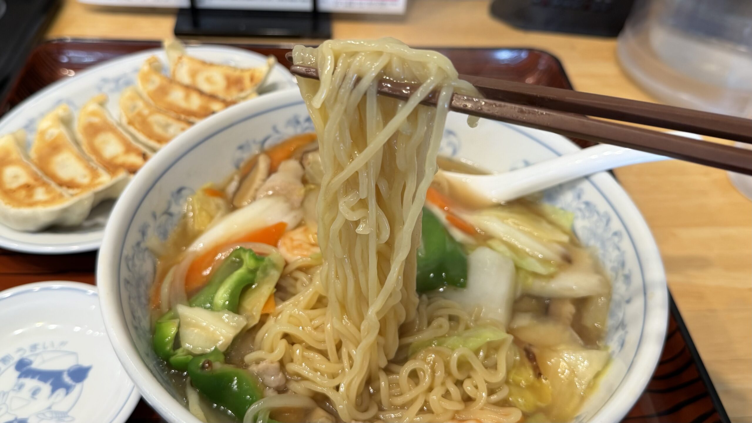 餃子の満州の「うまにラーメン」はどうだったか