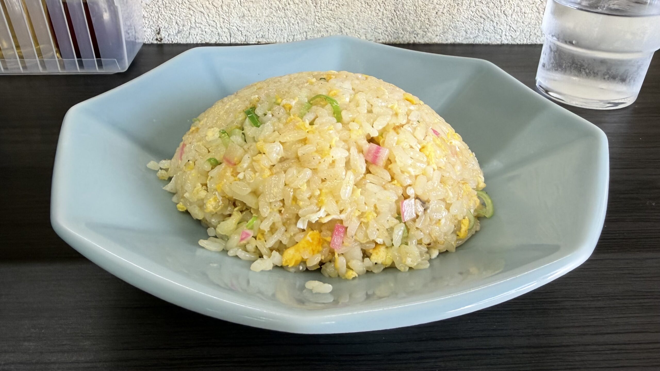 ラーメンとチャーハンの実食レビュー