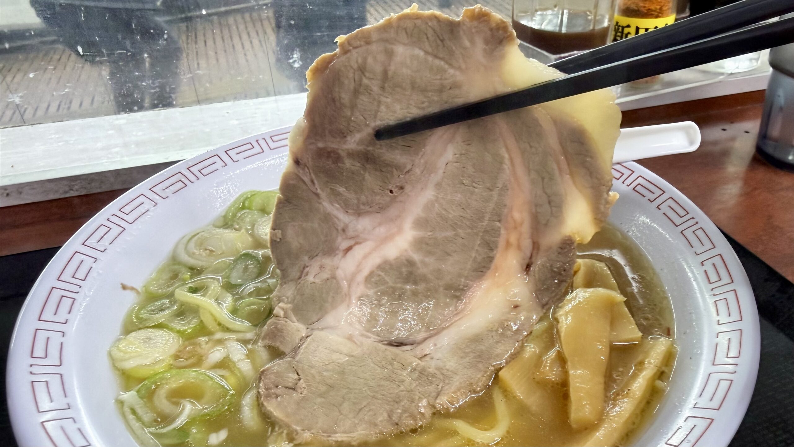 ニンニクとチャーシューで満足感が変わる